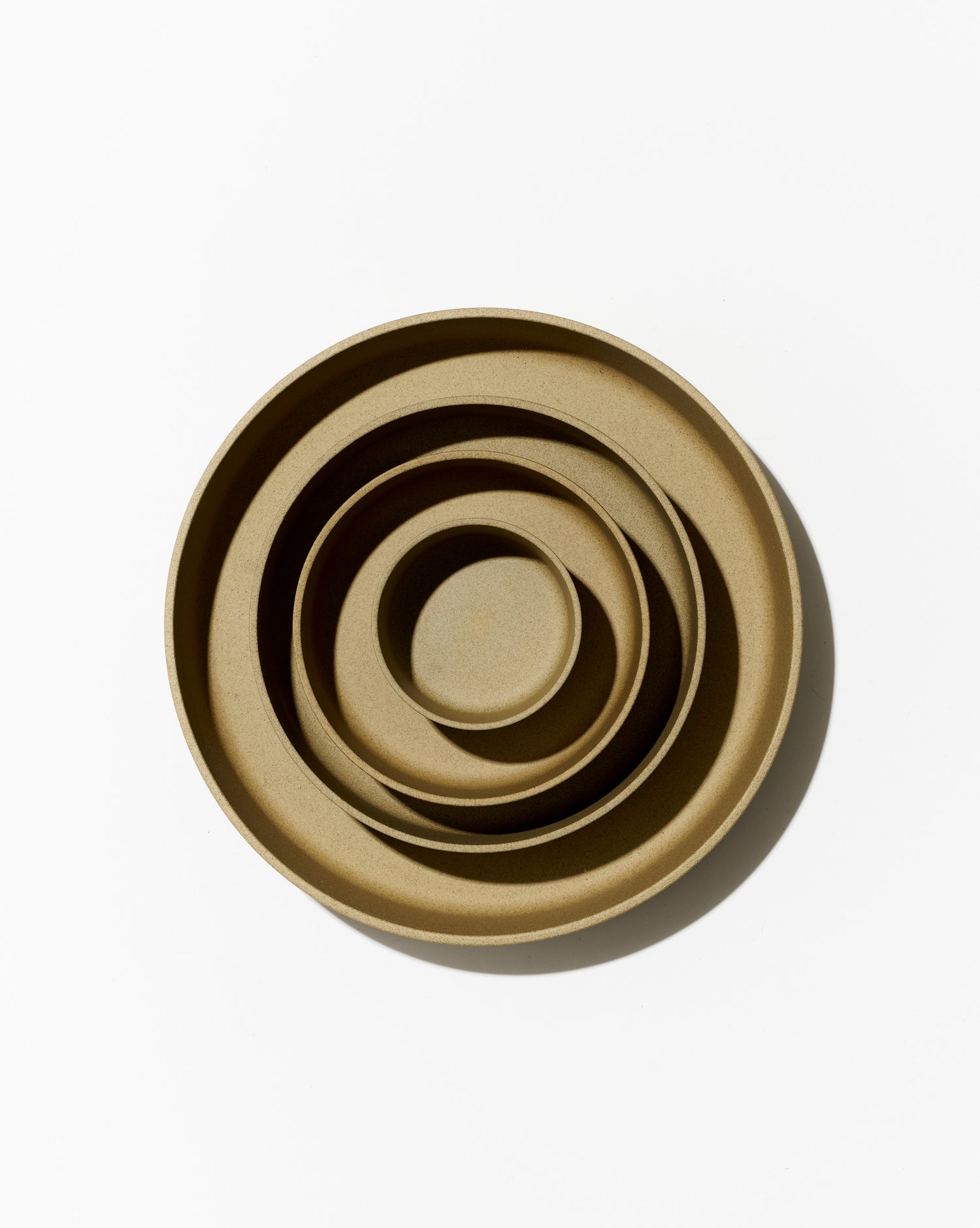 Hasami Sheer Shallow Bowls – Natural
