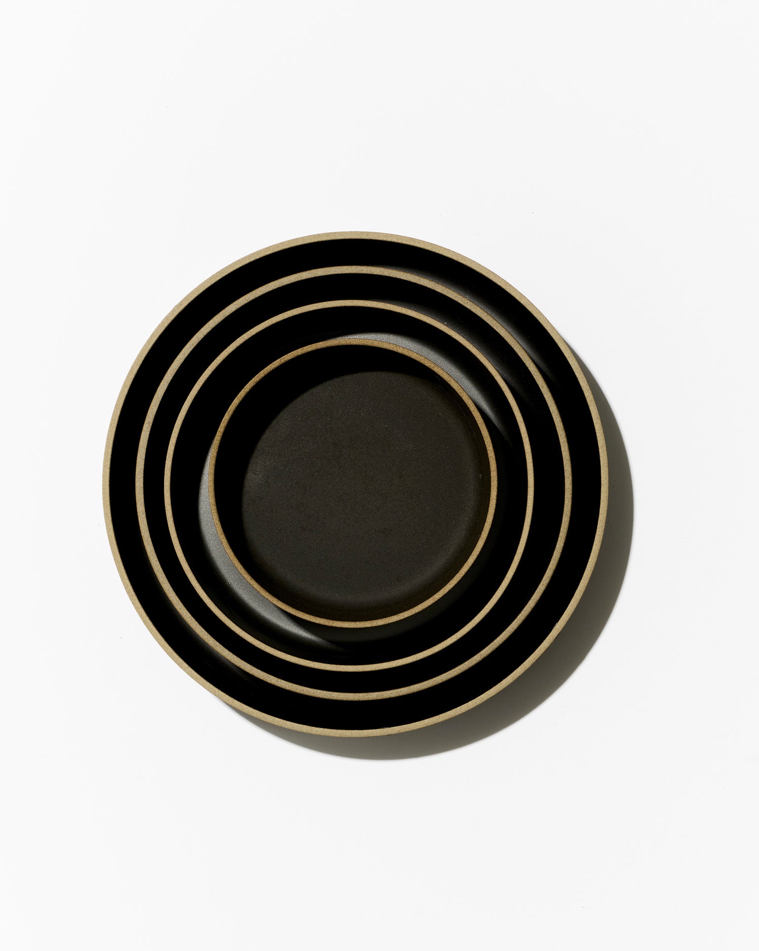 Hasami Sheer Shallow Bowls – Black Glaze