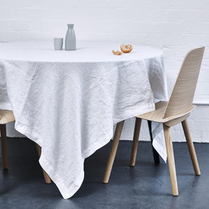 IN BED Linen Tablecloth